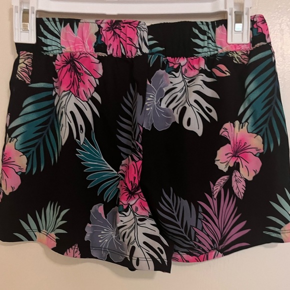 Justice Other - Floral swim shorts